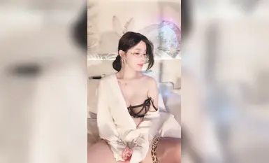 噴水姬【若汐(白熙)】魔鬼身材~絕美白虎~黑絲透視足交~爆插狂噴~各種絲襪  (16)