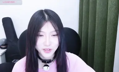 Stripchat dewi baru Rainybaby debut dalam rancangan melancap bogel penuh (23)
