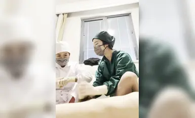 醫生護士專業取精，足交擼雞打飛機，職業裝下士各種反差絲襪，絲足榨精 (5)