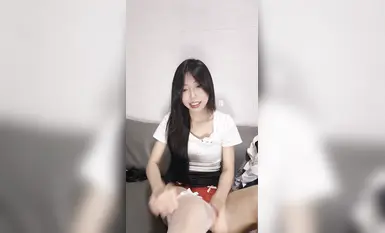 Con đĩ tính tình rất hấp dẫn, sinh viên đại học, không có màn trình diễn sex bao cao su, lỗ mặt trong cùng một khung hình con cặc giả sâu vào lỗ mật, biểu cảm trái ngược với vụ nổ (21)
