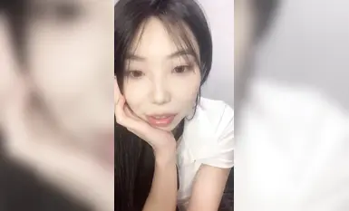Pelajar kolej jalang perangai yang sangat menarik, tiada pertunjukan seks kondom, lubang muka dalam rangka yang sama zakar palsu jauh ke dalam lubang madu, ekspresi berbeza dengan letupan (34)