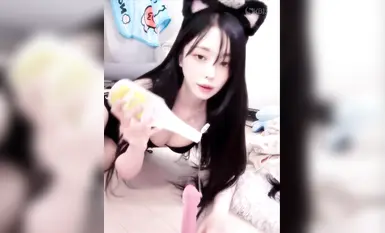 高颜值巨乳女神，极致完美身材，脸穴同框自插骚穴，大尺度裸舞(1)
