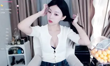 stripchat高顏值主播【Cecilia0903】氣質女神直播日常 (45)