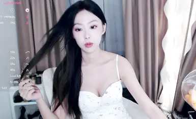 stripchat高颜值主播【Cecilia0903】气质女神直播日常(52)