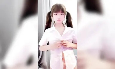 【03萌寶寶】馬尾雛妹剛成年~！超嫩！大雞巴插逼高潮噴水 (1)