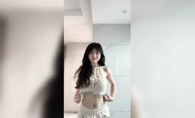 抖音网红【宝贝77】集高颜值与极品身材于一身的反差婊(2)