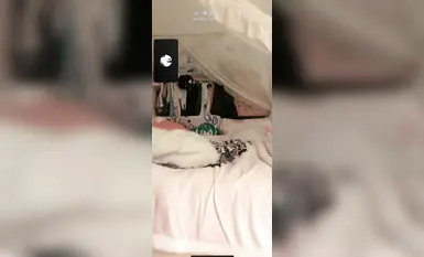 [Gold Swallowing Beast] Memakai baju tidur comel dan babi emas 1v1 selama seminit, penembusan yang kuat dan garang pada satu sudut