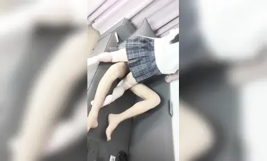 Nhật ký cặp đôi - 2003 JK nữ sinh lụa trắng ngậm sâu vào miệng rồi đưa vào mạnh mẽ rên rỉ hồng và dịu dàng