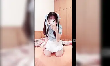 水手服彼女飼育-白絲蘿莉插起來真的騷！白漿流出來好多最後內射小蘿莉