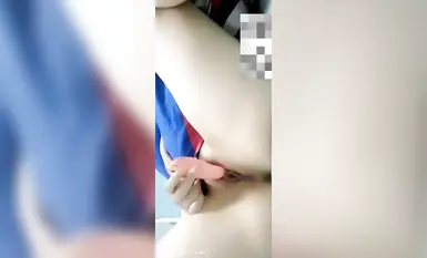 大神社交软体【网调加约炮】用小恩小惠专业线上线下忽悠套路玩弄学生妹初次见面车上直接爆菊的气质美女