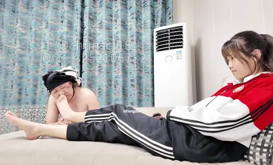 【與精神小妹的那些事】雙女調教，多人運動，足交啪啪合集 (1)