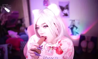 【Annie_May_May】Strawberry Cow's Anal Adventure