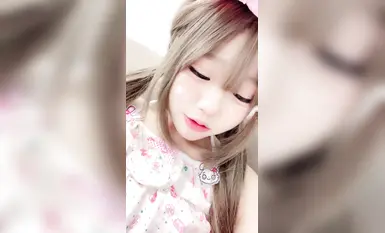 2005 jagung loli kecil comel mm pertunjukan langsung stoking kaki, melancap semburan faraj merah jambu (3)
