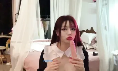 Welfare Ji [White Rabbit Yi] Malaking suso Internet celebrity customized plot masturbation spray (1)