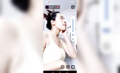 代也加 橋下脫光直播 被路過的大爺發現了 驚掉了老頭的下巴！ (1)