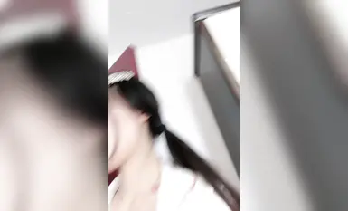 極品小母狗直播自慰 無套被內射 等等 活是真的不少 主要是比較嫩  (18)