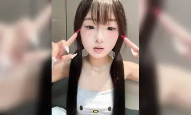 精神小妹開直播自慰，身材超嫩超極品，一線天白虎 (3)