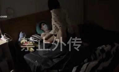 【プラトン】借金のせいで、あと2本だけプライベートセックス動画を公開して売って、稼いだお金で借金返済に充てるしかない_2