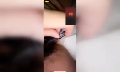 Mengusik dalam talian dan bermain dengan cermin mata malu girl_minyak pen pisang melancap_jus putih perlahan-lahan mengalir keluar (3)