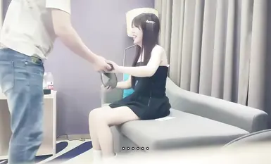 Hanya loli yang kelihatan tinggi kelihatan tuan dan perantis yang manis juga ditakdirkan