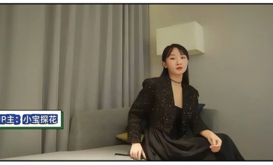 約了個高顏值黑裙妹子啪啪，舌吻互摸口交上位騎乘後入猛操