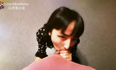 顶级颜值身材的新疆母狗肛交的时候翻白眼每一部都是经典绝对不容错过(1)