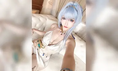COS làm đẹp hàng đầu