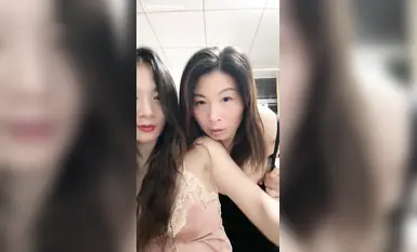 79742973_Wanita matang terbaik, luar, teman wanita (1)
