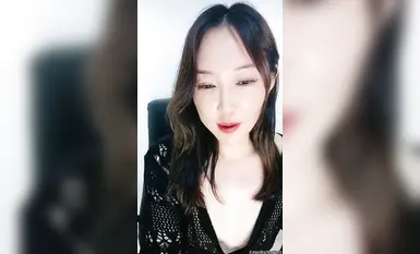【雪梨姐姐】成熟御姐超清絲襪道具騷舞自慰大秀 (6)