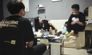【小寶尋花】漂亮大奶小姐姐，一夜情聊什麼感情，你要觀戰嗎？看也要給錢，你體力不行啊，性格開朗愛笑，吐槽小哥不夠猛，上來猛懟幾下就射了