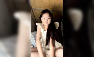 นักเรียนสาวบริสุทธิ์ [Kunkuntu] โชว์ของในหอพักและช่วยตัวเองอย่างบ้าคลั่งด้วยน้ำอสุจิสีขาว! (5)