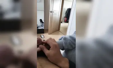 韓國大叔樓梯間口交的極樂世界：學生妹的亮口活，大叔的口交天堂，舌頭組成的交響曲 (4)
