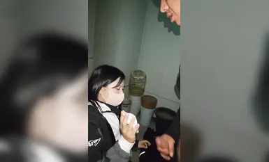 Oral sex paradise trip ng tiyuhin ng Korea: ang matamis na tukso ng malalambing na Korean high school students, ang pinakahuling karanasan ng madamdaming oral sex at hand job (6)