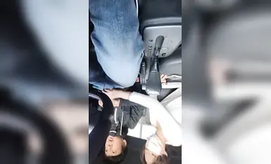 韩国大叔的口交天堂之旅：嫩口韩国高中生的甜蜜诱惑，激情口交打飞机的极致体验(7)