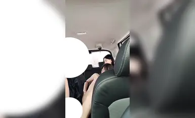 韓國大叔的口交天堂之旅：嫩口韓國高中生的甜蜜誘惑，激情口交打飛機的極致體驗 (8)