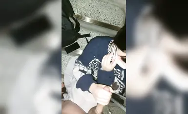 韓國大叔高清口交福利大放送：極品嫩妹舌頭的魔術，誘導至極，讓你在口交的天堂沉醉 (8)