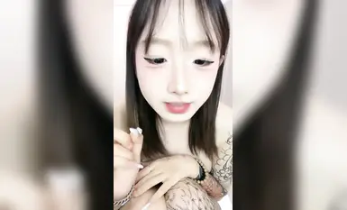 The tattooed girl looks so cool. When will I be able to have sex with someone like her? (3)