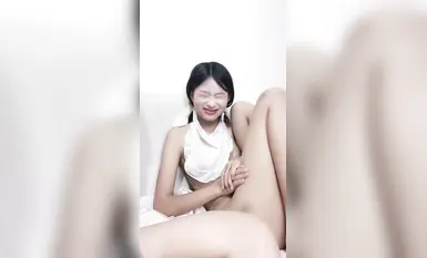 ロリ双子 - 元気いっぱいの二人の妹、スタイル抜群のストッキング制服パフォーマンス（6）