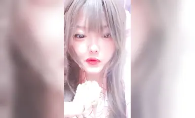 Shao Luo Wen Qing - รูปร่างหน้าตายังคงดีมาก Shao Luo ประเภทสีเหลืองออกอากาศ บุคลิกค่อนข้างมีชีวิตชีวาและน่ารัก ด้วยเสื้อผ้าน้องสาวที่หลากหลายและความสามารถในการทำสิ่งที่ไม่ต่ำต้อย คุ้มค่าแก่การรับชม (1)