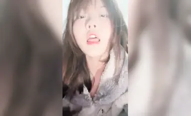 少蘿溫卿-顏值還是非常不錯的，少蘿類型的黃播，性格挺活潑可愛的，搭配各種軟妹裝，再加上尺度不低的整活能力，挺有看頭的 (26)