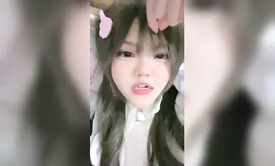 샤오뤄웬칭 - 외모는 여전히 아주 좋고, 샤오뤄 타입의 황인종 방송, 성격은 꽤 활발하고 귀엽고, 다양한 부드러운 자매 의상과 더불어 라이브 쇼를 할 수 있는 능력이 있어서 꽤 흥미롭습니다(4)