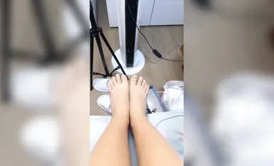 少蘿溫卿-顏值還是非常不錯的，少蘿類型的黃播，性格挺活潑可愛的，搭配各種軟妹裝，再加上尺度不低的整活能力，挺有看頭的 (50)