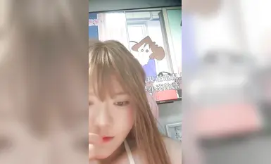 少蘿溫卿-顏值還是非常不錯的，少蘿類型的黃播，性格挺活潑可愛的，搭配各種軟妹裝，再加上尺度不低的整活能力，挺有看頭的 (61)
