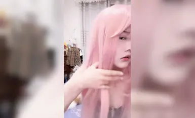 Shao Luo Wen Qing - the appearance is still very good, Shao Luo type yellow broadcast, the personality is quite lively and cute, with a variety of soft sister clothes, plus the ability to do live shows, it is quite worth watching (94)