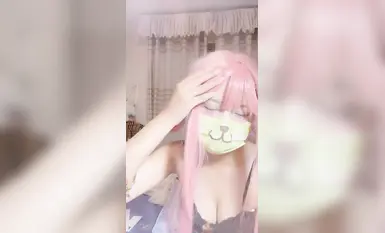 少蘿溫卿-顏值還是非常不錯的，少蘿類型的黃播，性格挺活潑可愛的，搭配各種軟妹裝，再加上尺度不低的整活能力，挺有看頭的 (98)