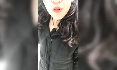야외에서 알몸으로 노래하고, 먹고, 탈의실에서, 주차장에서 차 안에서 자위하는 고상한 여학생 (3)