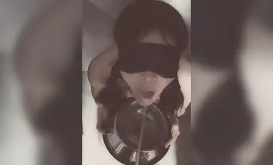 骚母狗喝尿