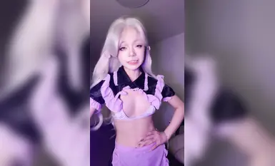羚 精靈系尤物! cos女僕裝，美女道具自慰白漿直流，裸舞超頂! (2)