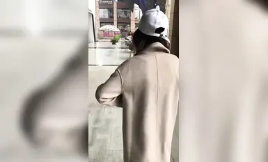 鴨舌帽美女車內口交，逛街露出，試衣間裸體 (3)