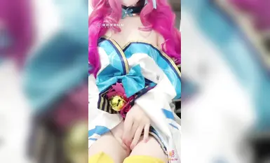 網紅極品白虎福利姬【初戀小安】cos阿狸之肉體絕殺